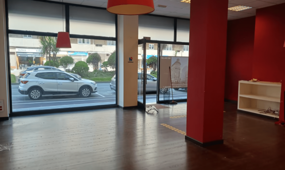 Local de alquiler en Avenida de Arteixo